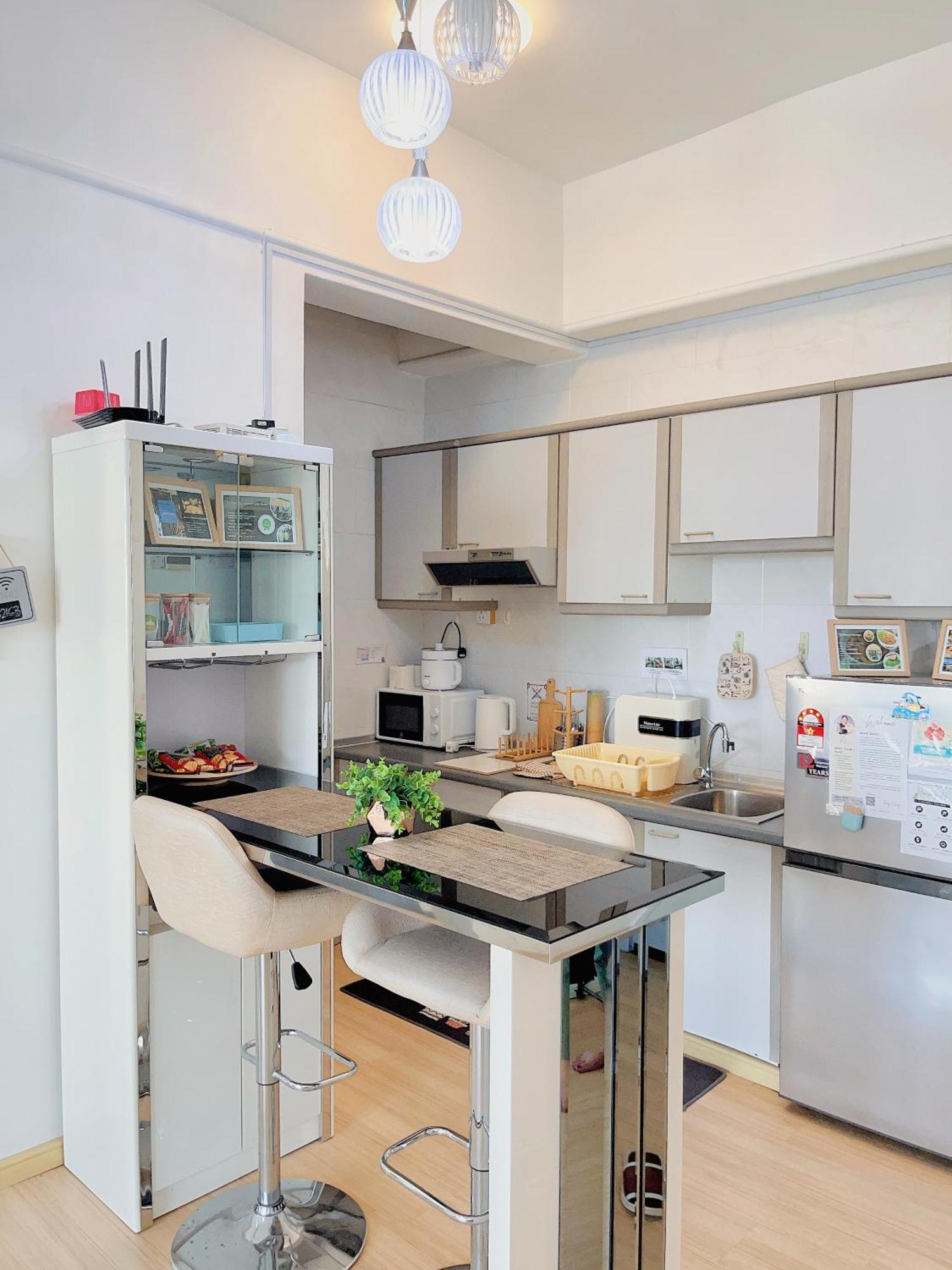 1 Bedroom Apartment, Melaka Cbd Town Center- Hosted By Private Locals Resident, Balcony With City Skyline View Or Seaview, Opposite Malls, Tv Box, 5 Minutes To Jonker Street, Malacca 外观 照片