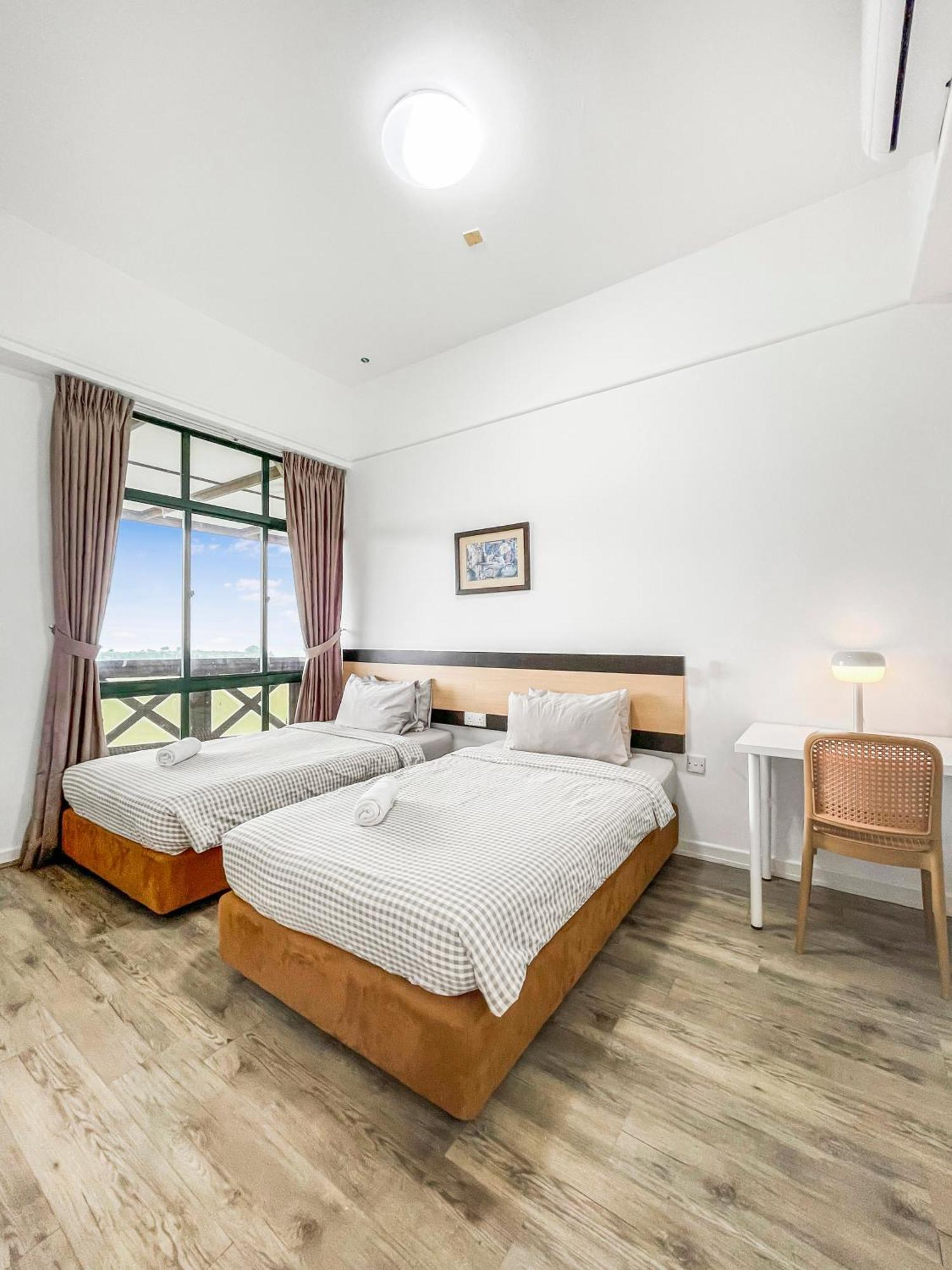 1 Bedroom Apartment, Melaka Cbd Town Center- Hosted By Private Locals Resident, Balcony With City Skyline View Or Seaview, Opposite Malls, Tv Box, 5 Minutes To Jonker Street, Malacca 外观 照片