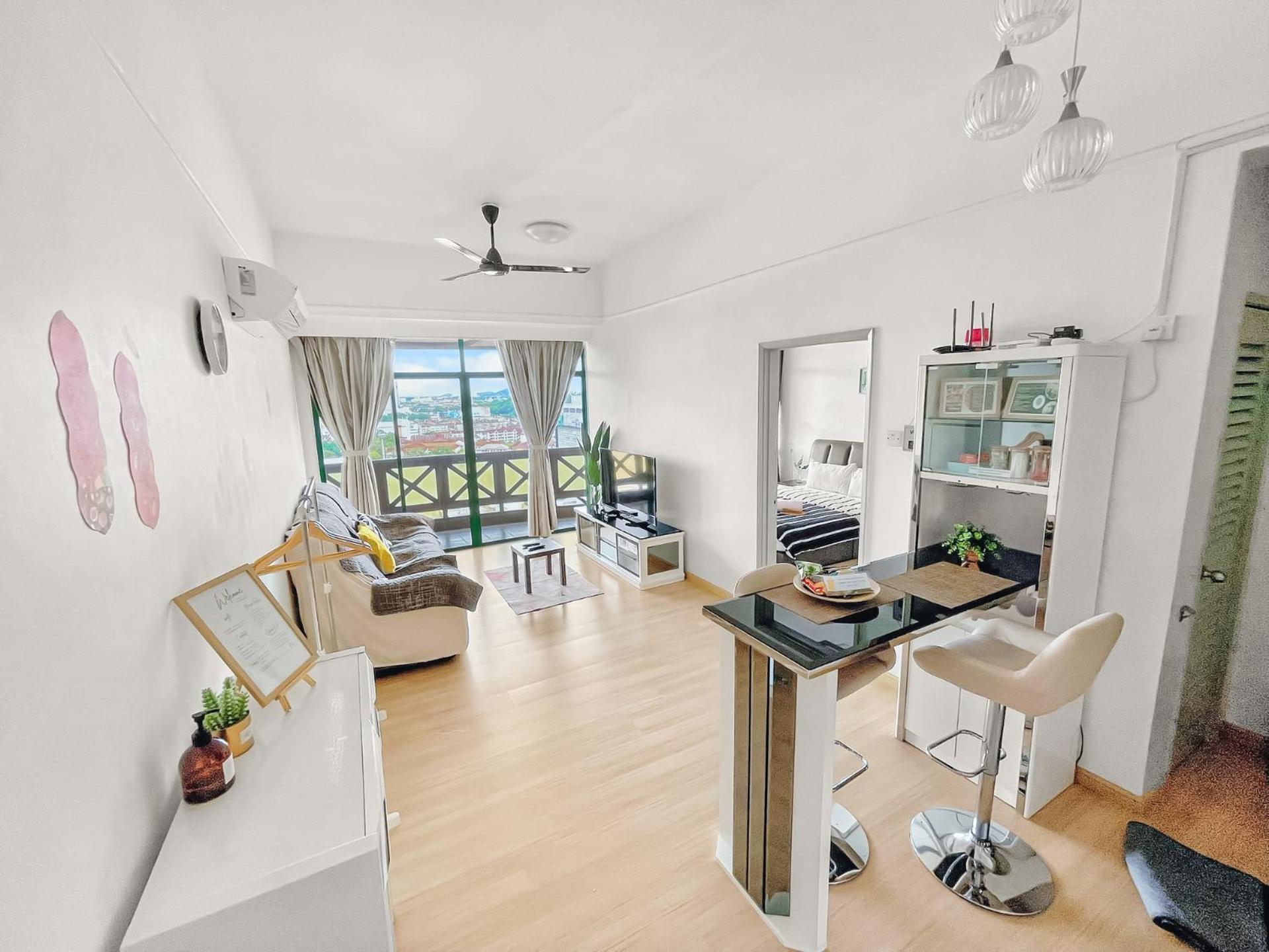 1 Bedroom Apartment, Melaka Cbd Town Center- Hosted By Private Locals Resident, Balcony With City Skyline View Or Seaview, Opposite Malls, Tv Box, 5 Minutes To Jonker Street, Malacca 外观 照片