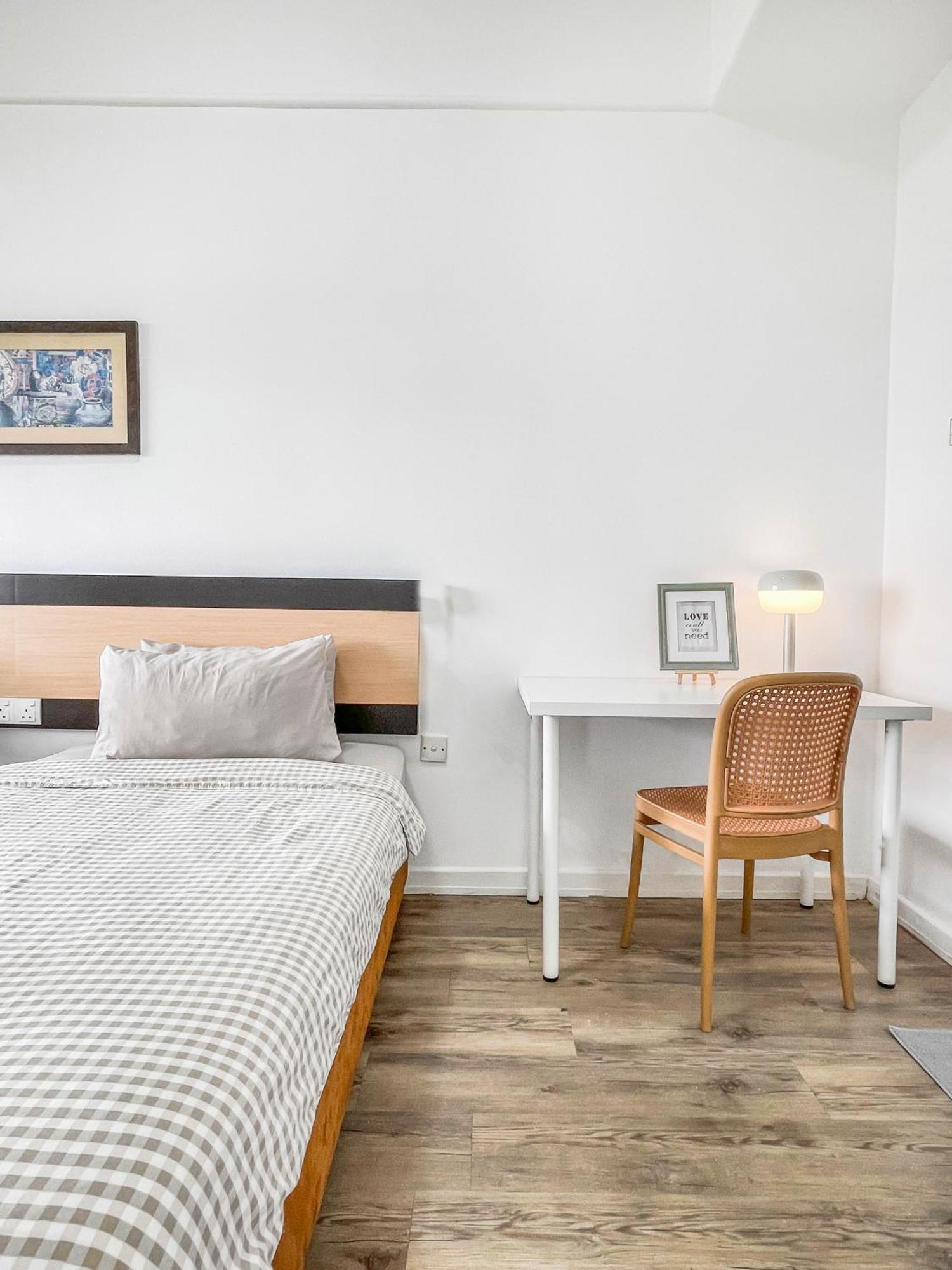 1 Bedroom Apartment, Melaka Cbd Town Center- Hosted By Private Locals Resident, Balcony With City Skyline View Or Seaview, Opposite Malls, Tv Box, 5 Minutes To Jonker Street, Malacca 外观 照片